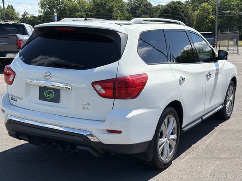 Used 2018 Nissan Pathfinder SL w/ SL Premium Package AWD/4WD image 7