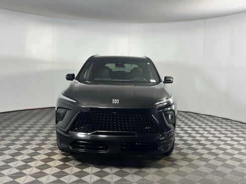 Used 2025 Buick Enclave Sport Touring image 12