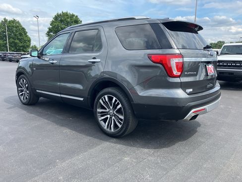 Used 2016 Ford Explorer Platinum AWD/4WD image 4