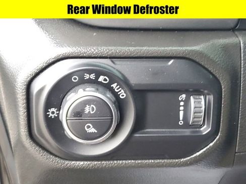 Certified 2023 Jeep Gladiator Willys image 22