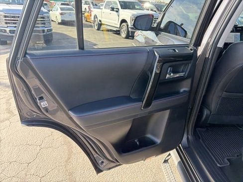 Used 2023 Toyota 4Runner TRD Off-Road Premium w/ Moonroof Package AWD/4WD image 22
