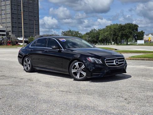 Used 2018 Mercedes-Benz E 300 w/ Premium 1 Package image 1