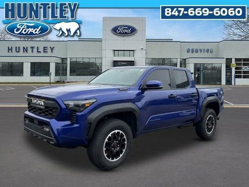 Used 2025 Toyota Tacoma TRD Off-Road w/ TRD Off Road Upgrade Package AWD/4WD image 1