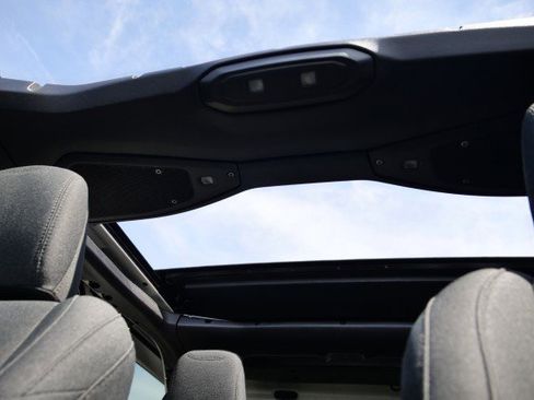 Used 2024 Jeep Wrangler Unlimited Rubicon w/ Technology Group image 62