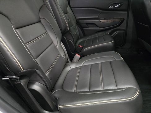 Used 2021 GMC Acadia Denali w/ Denali Technology Package image 22