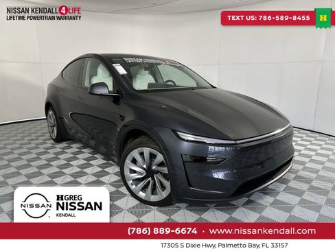 Used 2026 Tesla Model Y 2WD image 1