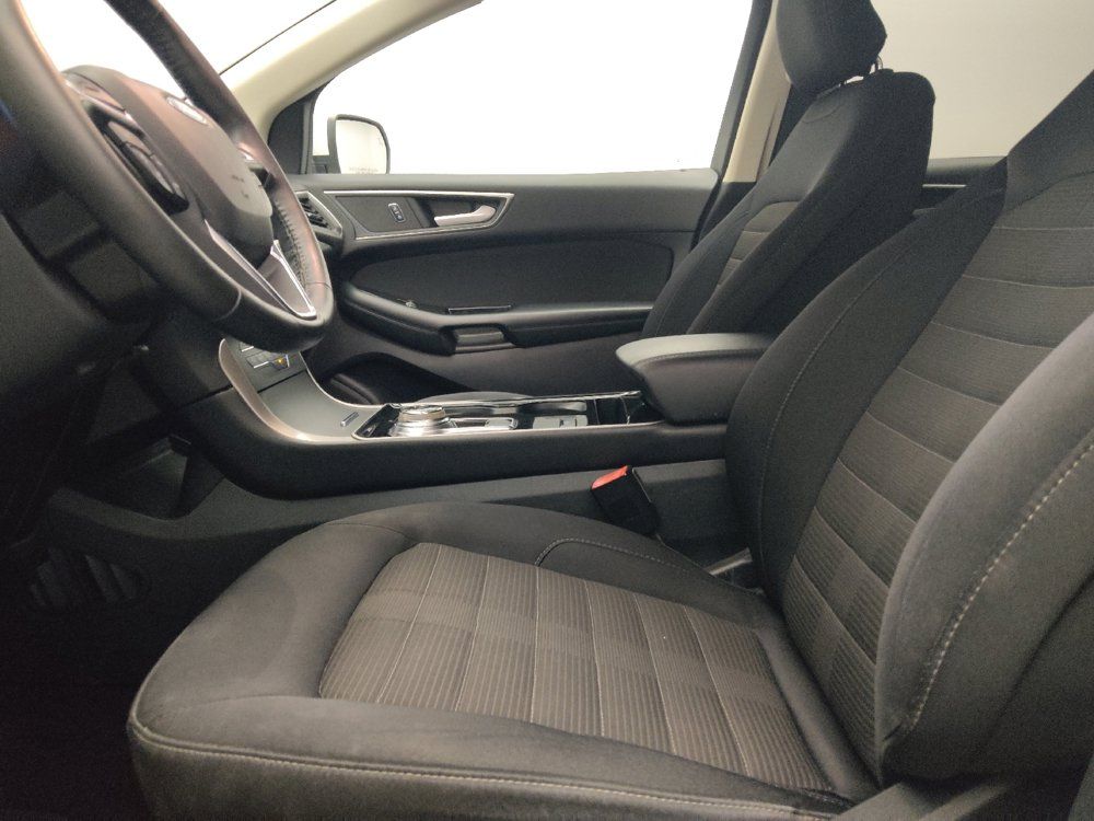 Used 2019 Ford Edge SEL FWD image 17