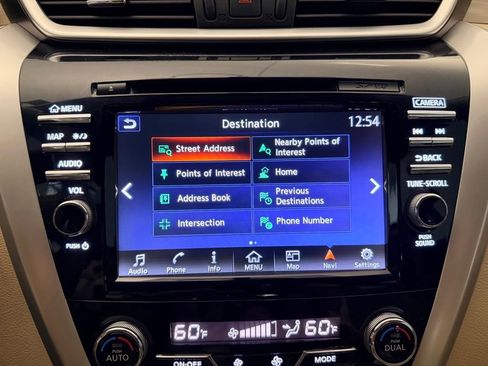 Used 2016 Nissan Murano Platinum FWD image 26