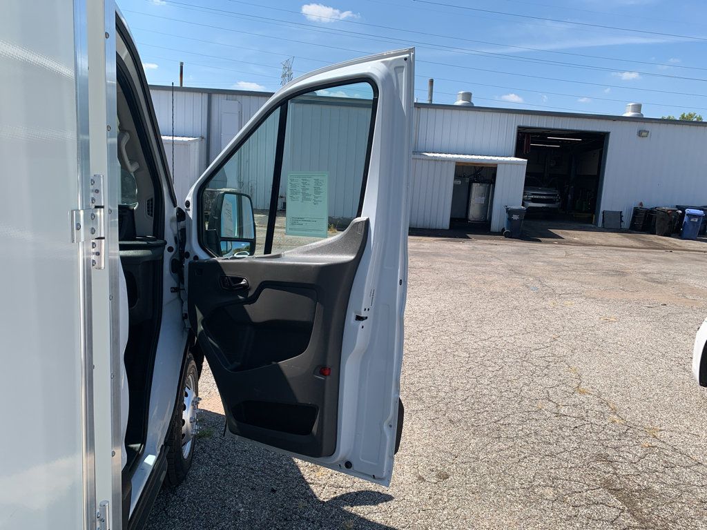 Used 2022 Ford Transit 350 DRW RWD image 31