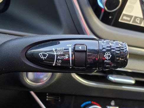 Used 2023 Hyundai Sonata Limited image 23