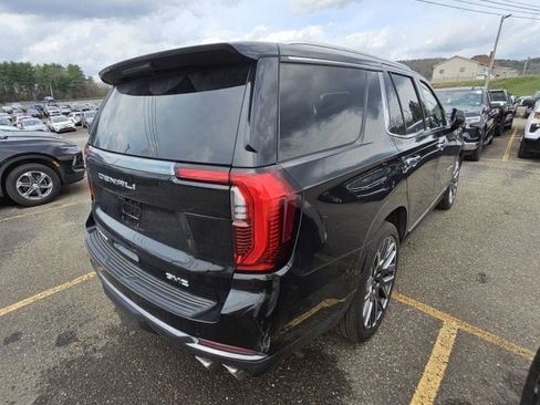 Used 2026 GMC Yukon Denali Ultimate AWD/4WD image 9