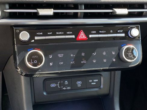 New 2026 Hyundai Tucson Limited AWD/4WD image 18