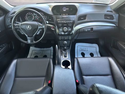 Used 2018 Acura ILX w/ Special Edition Package FWD image 16