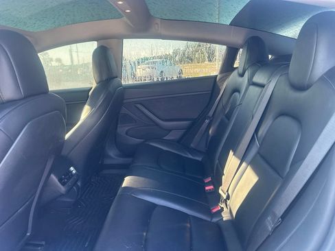 Used 2021 Tesla Model 3 Long Range AWD/4WD image 11