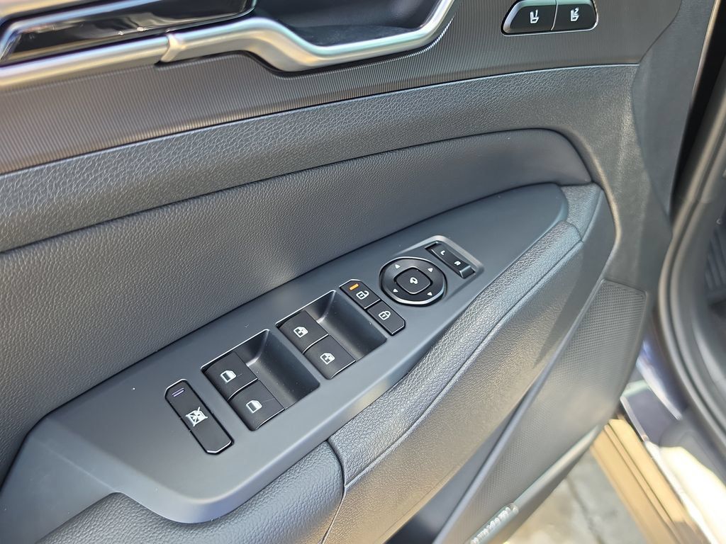 New 2027 Kia Sportage SX FWD image 20