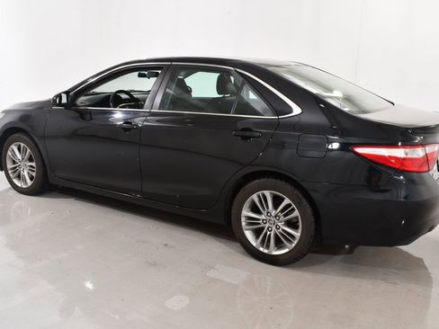 Used 2015 Toyota Camry SE FWD image 15