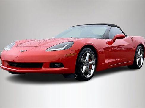 Used 2011 Chevrolet Corvette Convertible w/ Preferred Equipment Group image 2