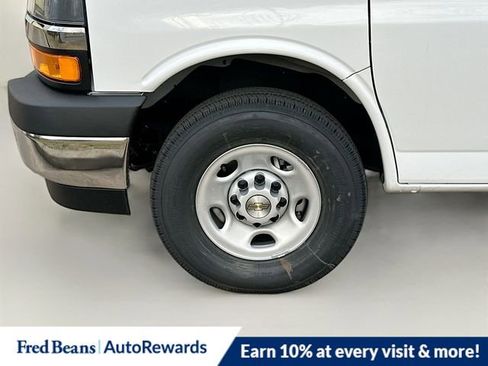 New 2025 Chevrolet Express 3500 WT w/ Chrome Appearance Package image 18