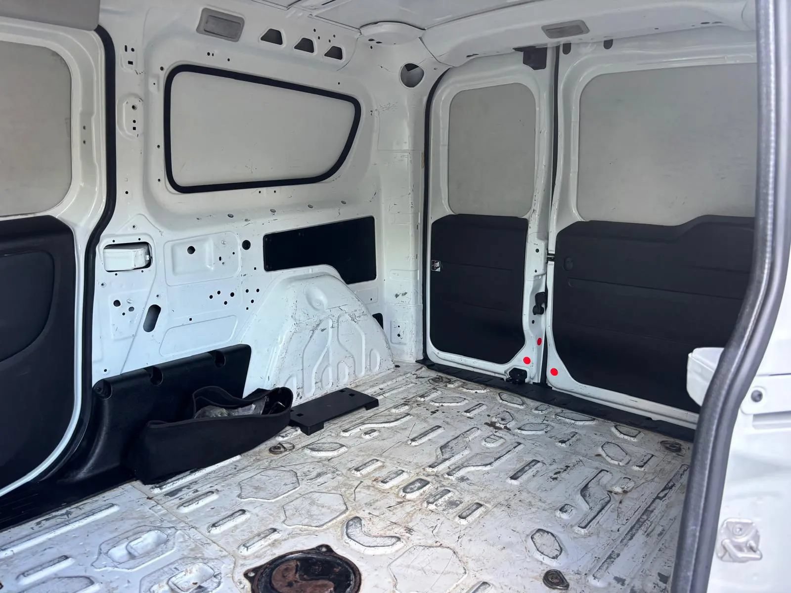Used 2017 RAM ProMaster City Tradesman w/ Rear Back-up Camera Group FWD image 21