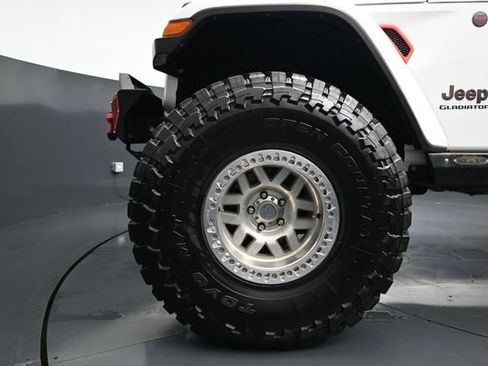 Used 2020 Jeep Gladiator Rubicon AWD/4WD image 17