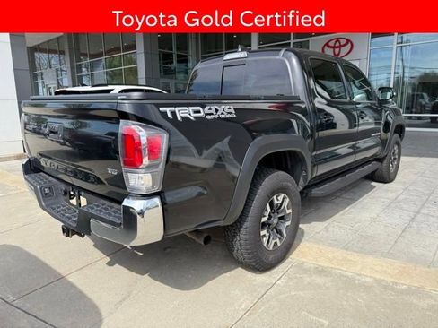 Certified 2023 Toyota Tacoma TRD Off-Road AWD/4WD image 5