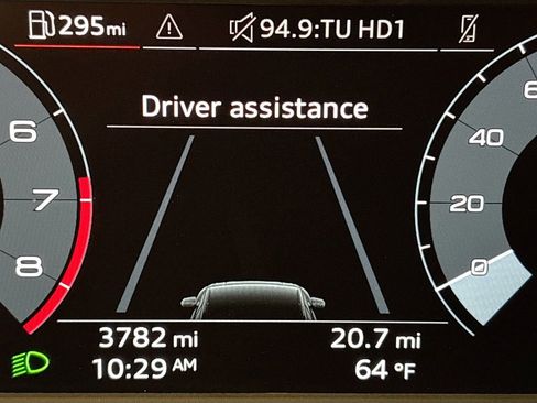 Used 2025 Audi Q3 2.0T Premium w/ Convenience Package image 10