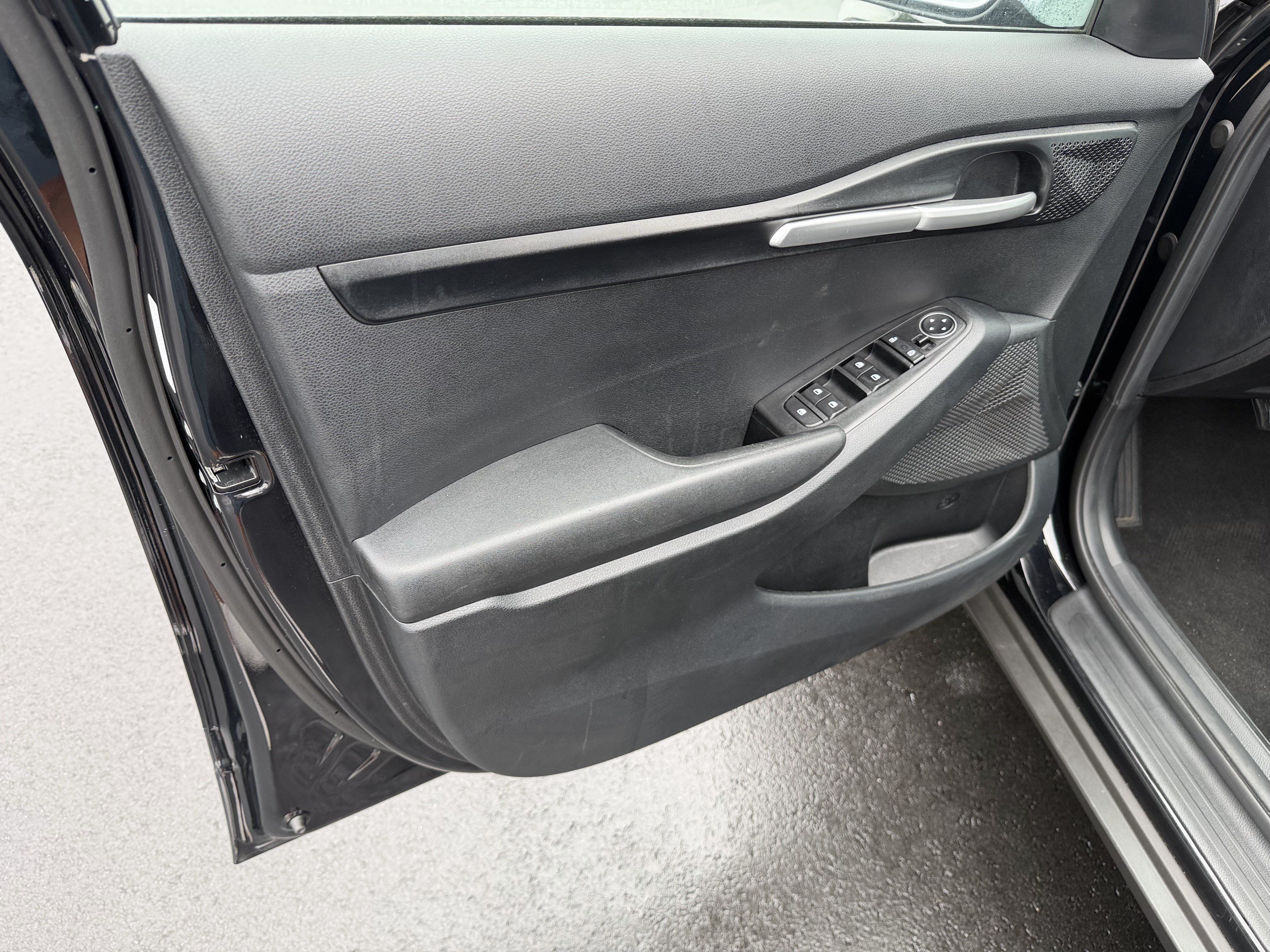 Used 2023 Kia Seltos LX AWD/4WD image 10