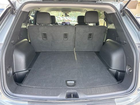 Used 2025 Chevrolet Blazer LT AWD/4WD image 16