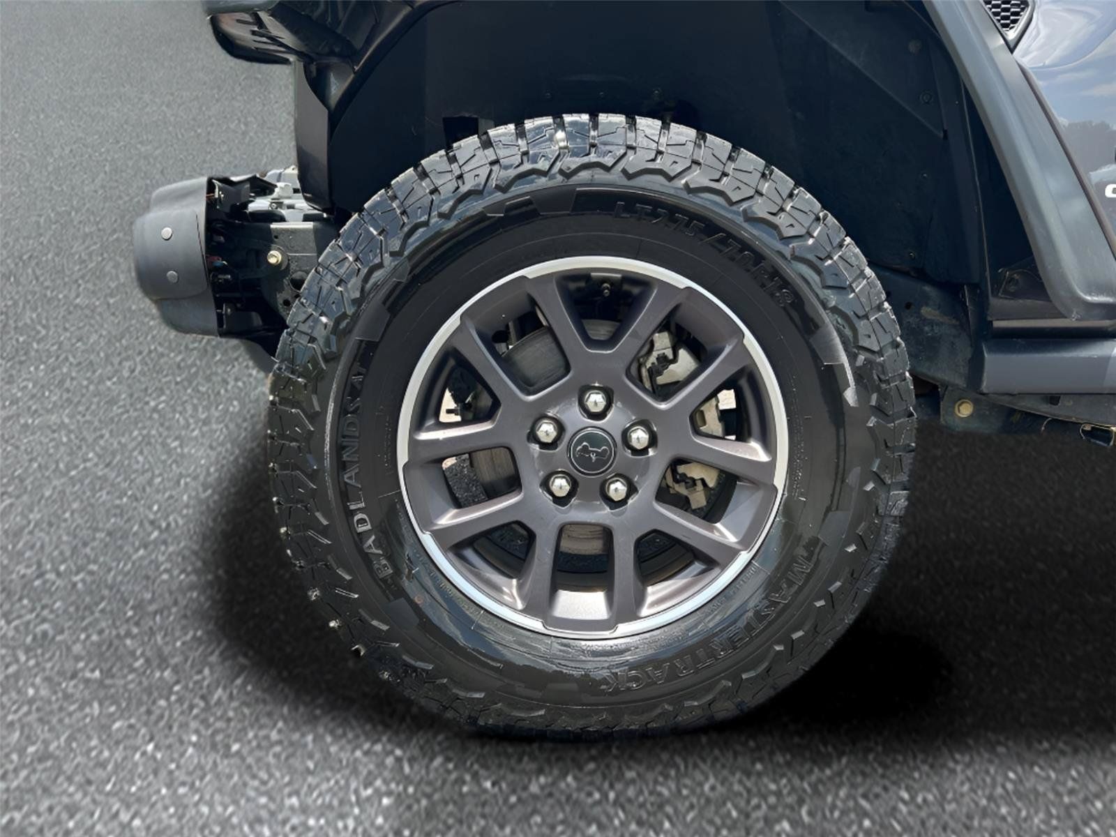 Used 2021 Jeep Gladiator Overland AWD/4WD image 9