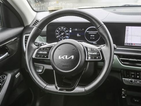 Certified 2024 Kia Seltos SX image 16