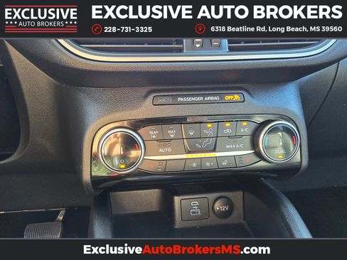Used 2022 Ford Escape SEL image 31