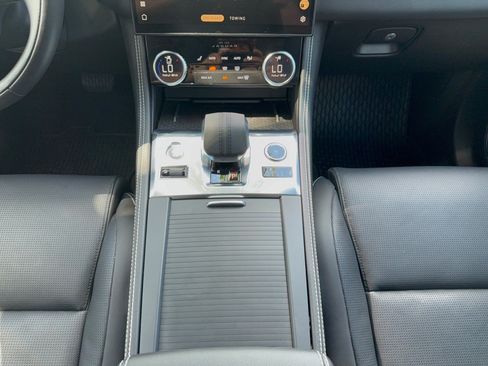 Used 2021 Jaguar F-PACE R-Dynamic S AWD/4WD image 22