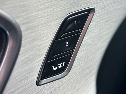 Used 2020 Acura RDX SH-AWD image 22