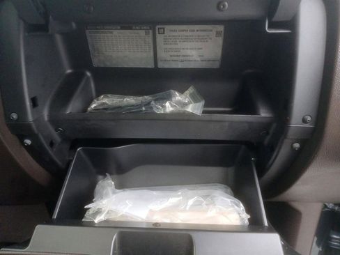 Used 2017 GMC Sierra 1500 SLT w/ SLT Premium Package image 56