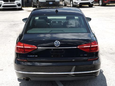Used 2016 Volkswagen Passat 1.8T SE FWD image 5