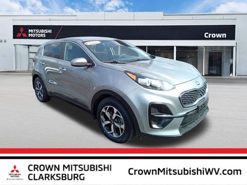 Used 2020 Kia Sportage LX image 1