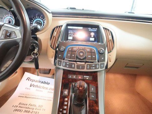 Used 2013 Buick LaCrosse Leather FWD image 13
