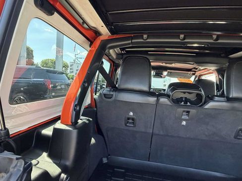 Used 2023 Jeep Wrangler Unlimited Rubicon 392 w/ Trailer Tow Package AWD/4WD image 20