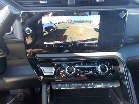 New 2026 GMC Sierra 2500 AT4 w/ AT4 Premium Plus Package image 19