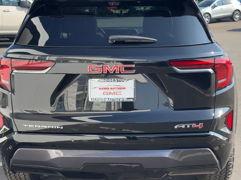 New 2026 GMC Terrain AT4 w/ Technology Package II image 6