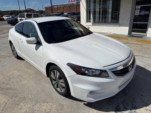 Used 2012 Honda Accord LX-S image 2