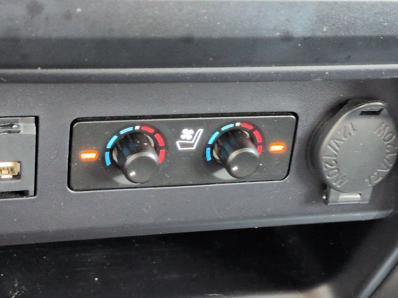 Used 2021 Toyota 4Runner Limited RWD image 21
