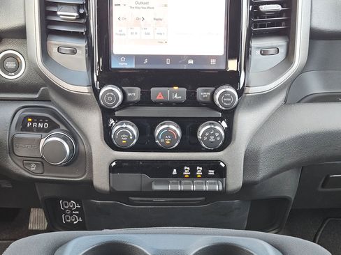 New 2026 RAM 1500 Express image 17