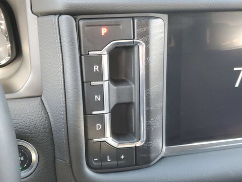 Used 2024 GMC Yukon Denali AWD/4WD image 34