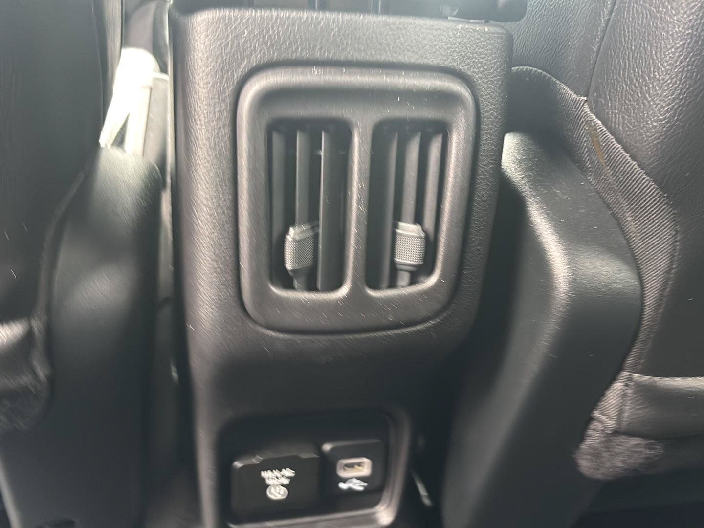 Used 2020 Jeep Compass Limited AWD/4WD image 20