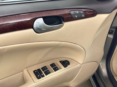 Used 2010 Buick Lucerne CXL w/ Driver Confidence Package FWD image 14