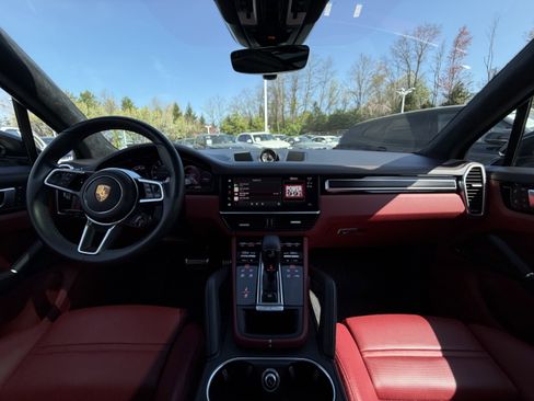 Used 2023 Porsche Cayenne GTS AWD/4WD image 16