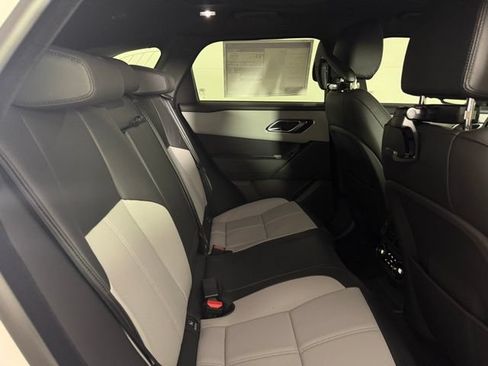 Used 2026 Land Rover Range Rover Velar Dynamic SE AWD/4WD image 33