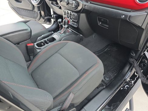 Used 2021 Jeep Gladiator Rubicon image 21