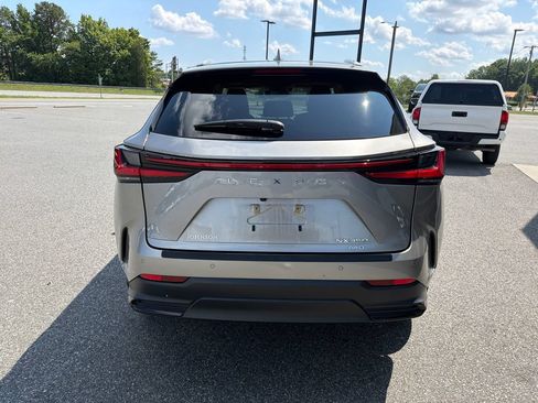 Used 2025 Lexus NX 350 AWD w/ Accessory Package (Z2) image 7